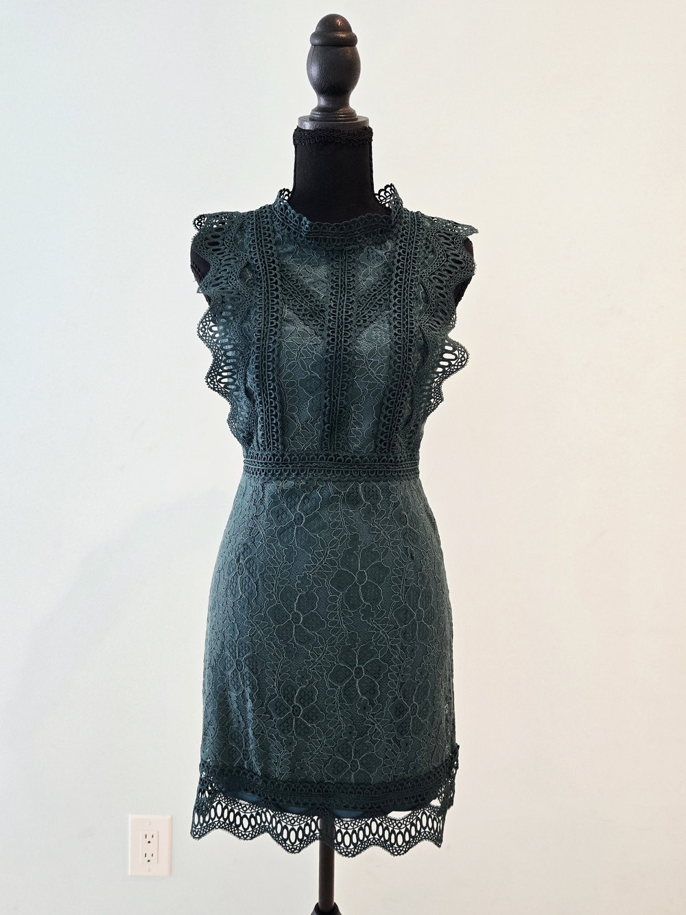 Lulus XS Dark Teal Green Floral Lace Sleeveless Sheath Dress
